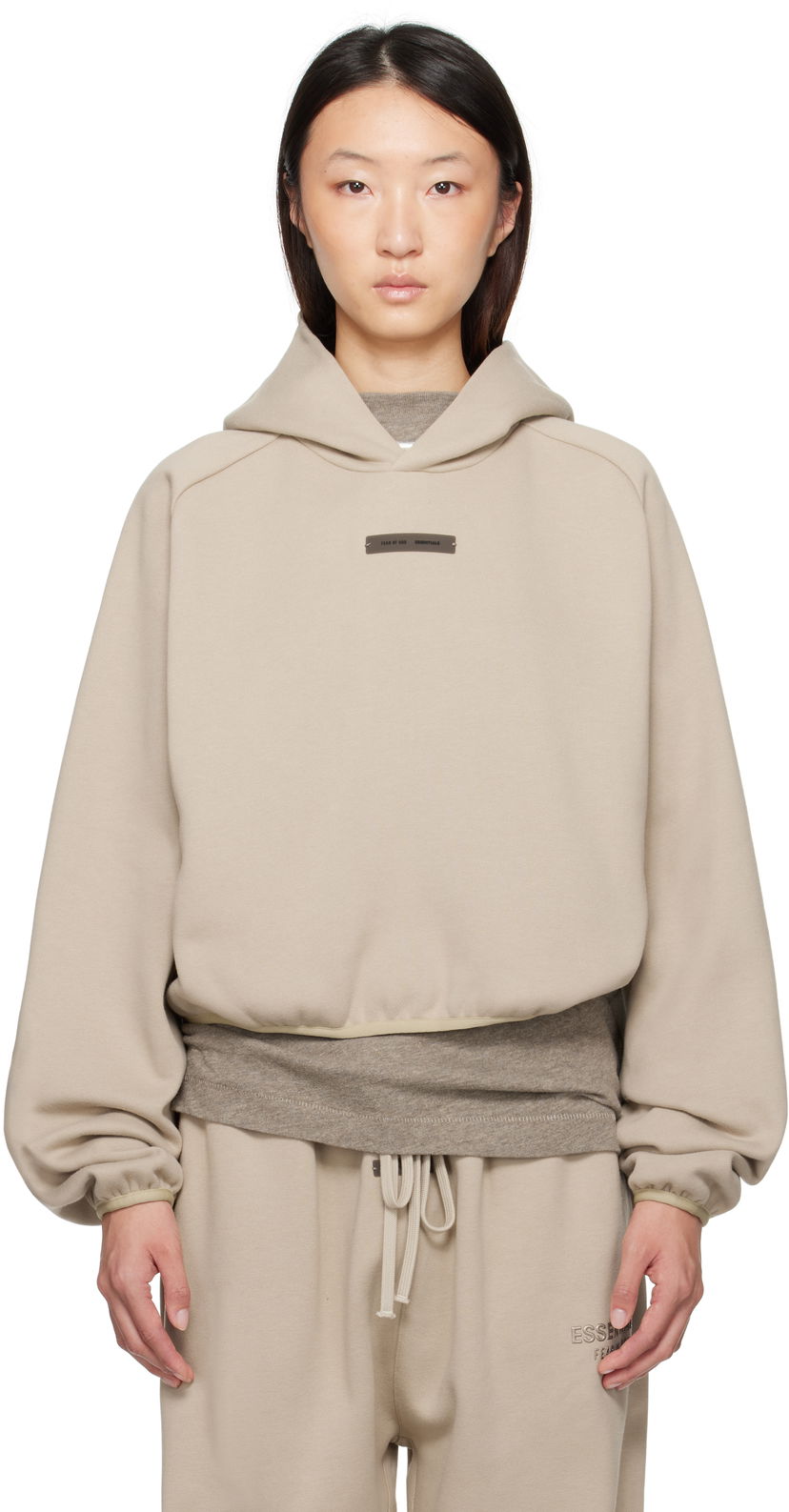 Huppari Fear of God Fear of God ESSENTIALS Modern Fit Hoodie Beige | 192SP257751FW