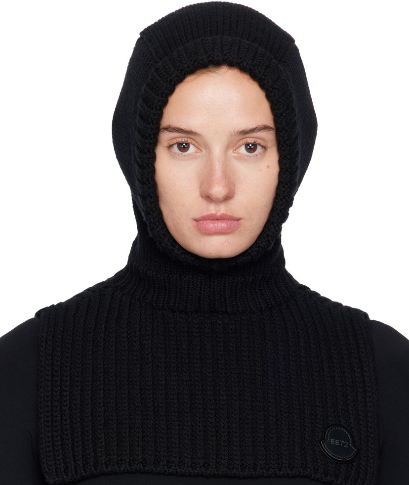 Hattu Moncler Wool Balaclava from Moncler Genius x EE72 Collection Musta | K24033G00001M6727