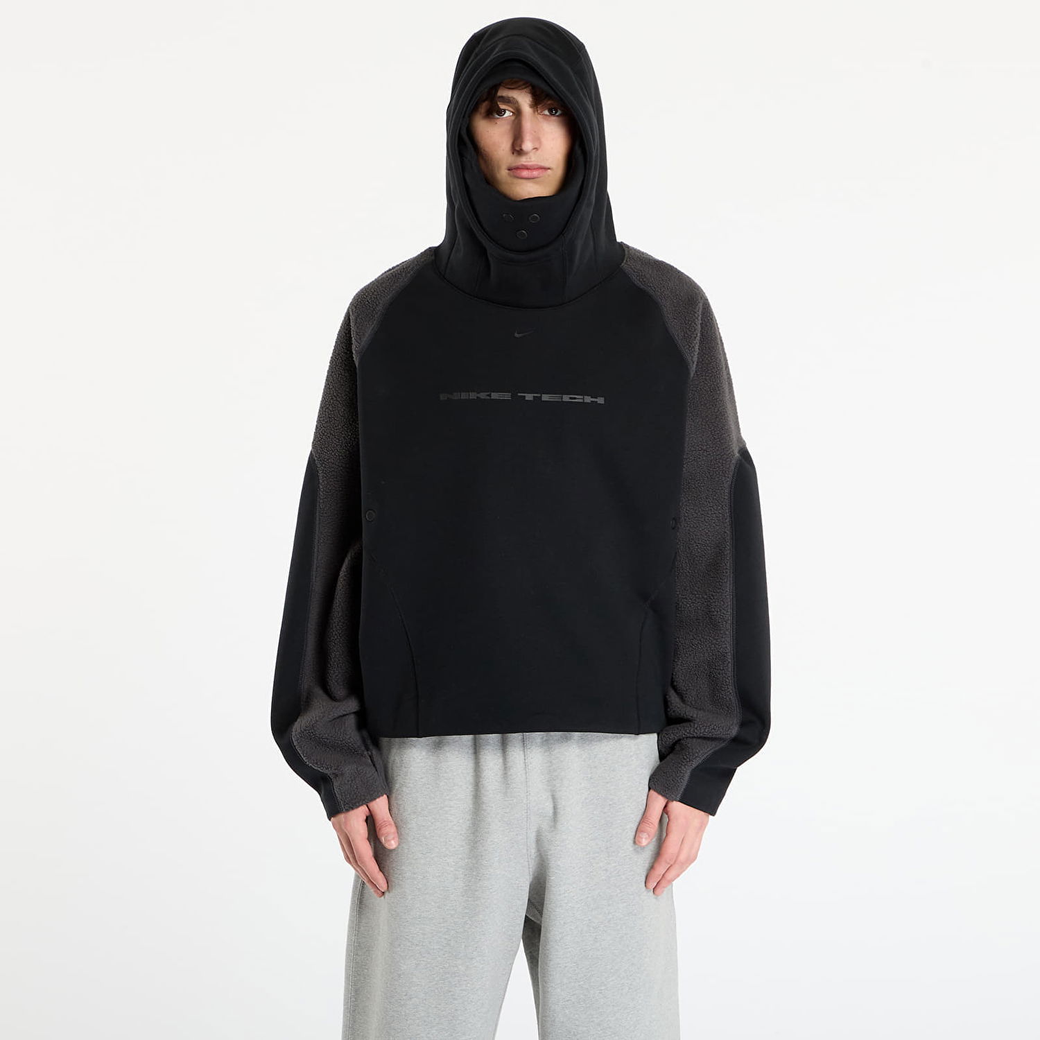 Huppari Nike Tech Boreas Oversized Balaclava Hoodie Musta | IB3363-010, 0