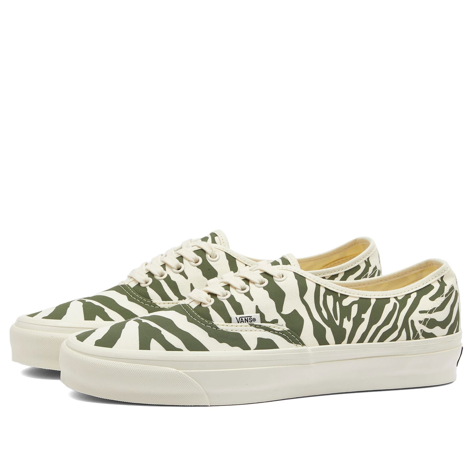 Tennarit ja kengät Vans Men's Authentic Reissue 44 Sneakers in Lx Canvas Zebra, Size UK 10 | END. Clothing Monivärinen | VN000CQAZBR, 0