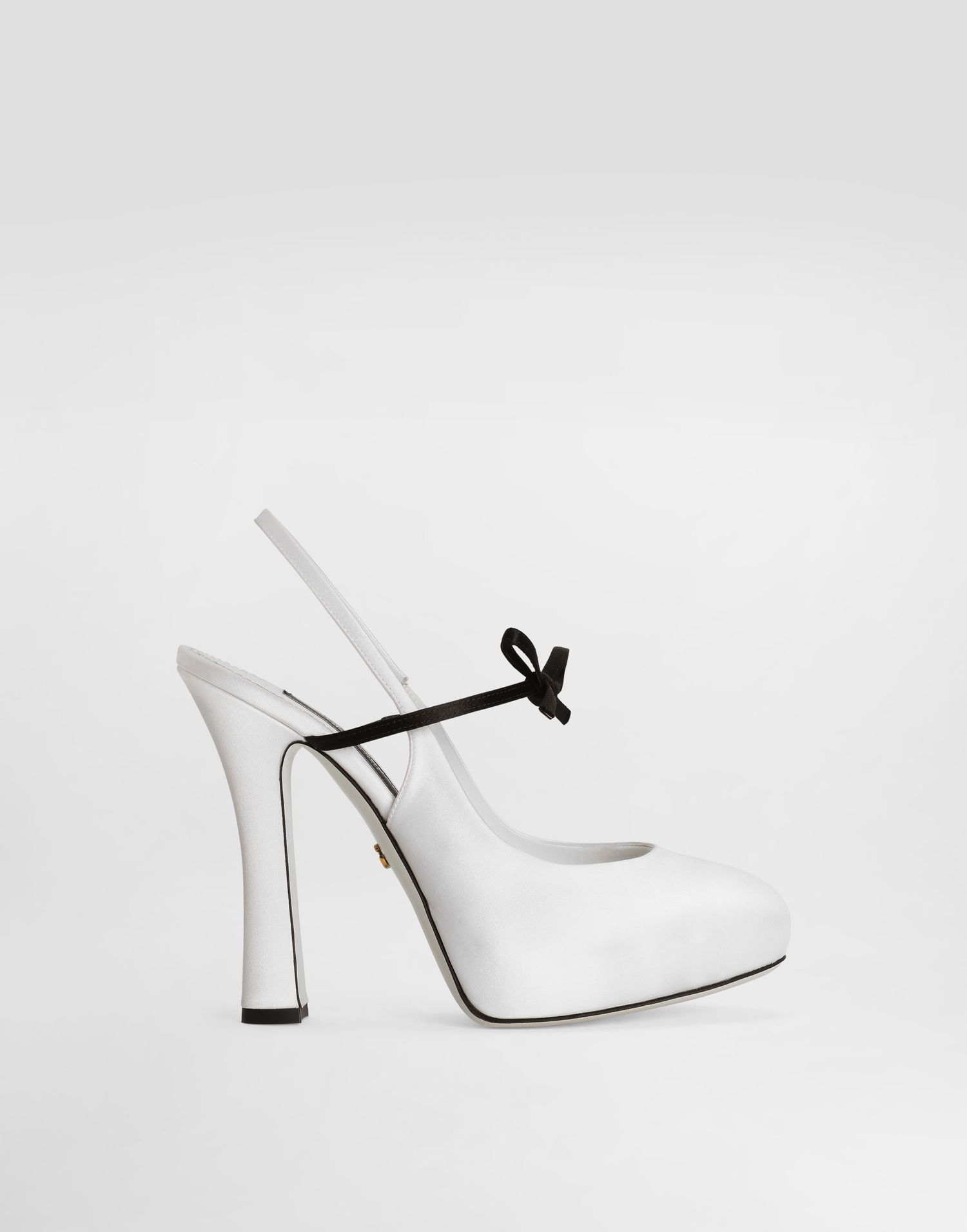 Tennarit ja kengät Dolce & Gabbana Dolce & Gabbana Satin Slingbacks with Bow Valkoinen | CG0930AE54789697, 0