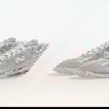 Tennarit ja kengät New Balance 2002R Sneaker Harmaa | U2002RK, 2