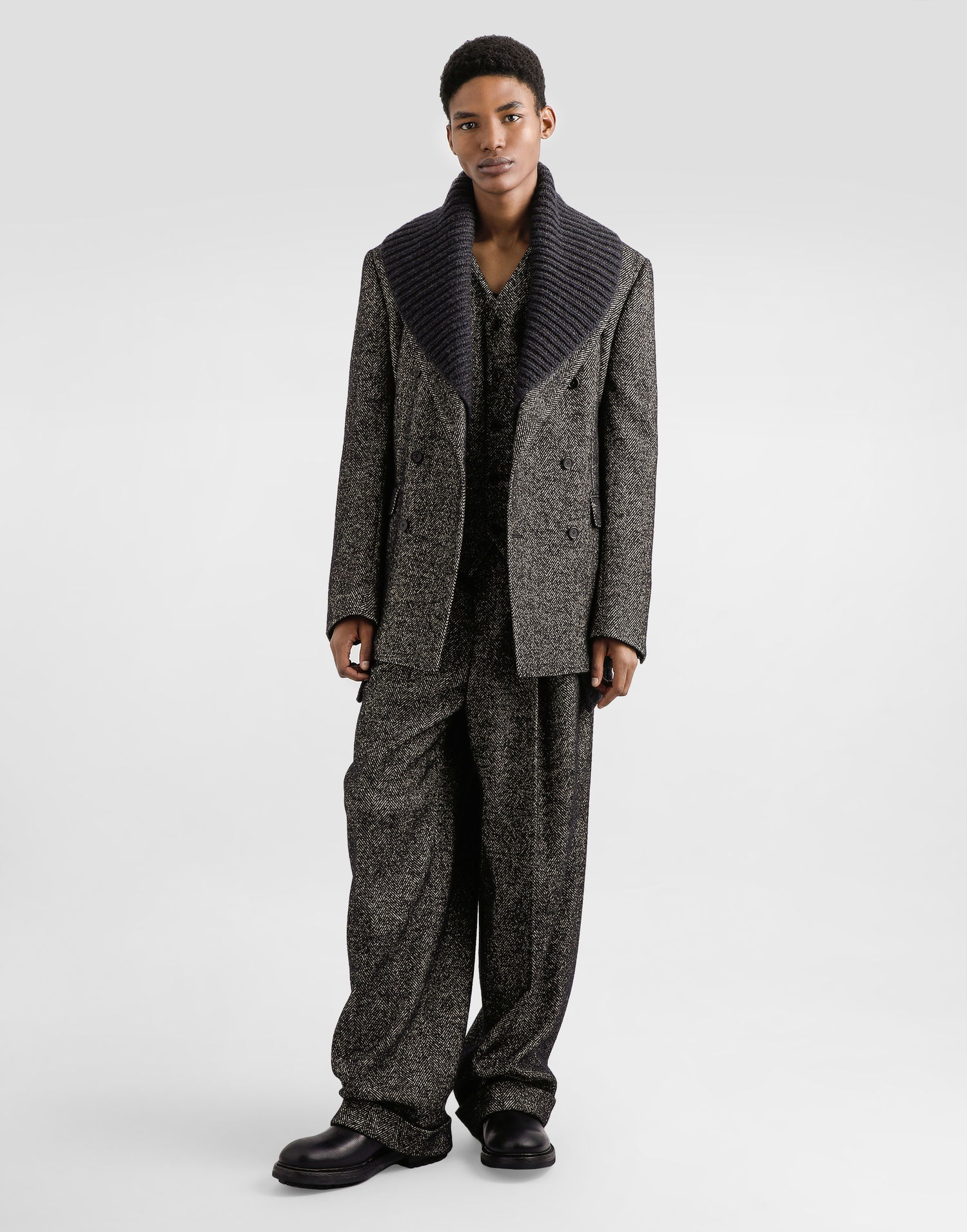 Takki Dolce & Gabbana Dolce & Gabbana Double-Breasted Chevron Wool Jacket Musta | G2VT6TFCBAJS8030, 1