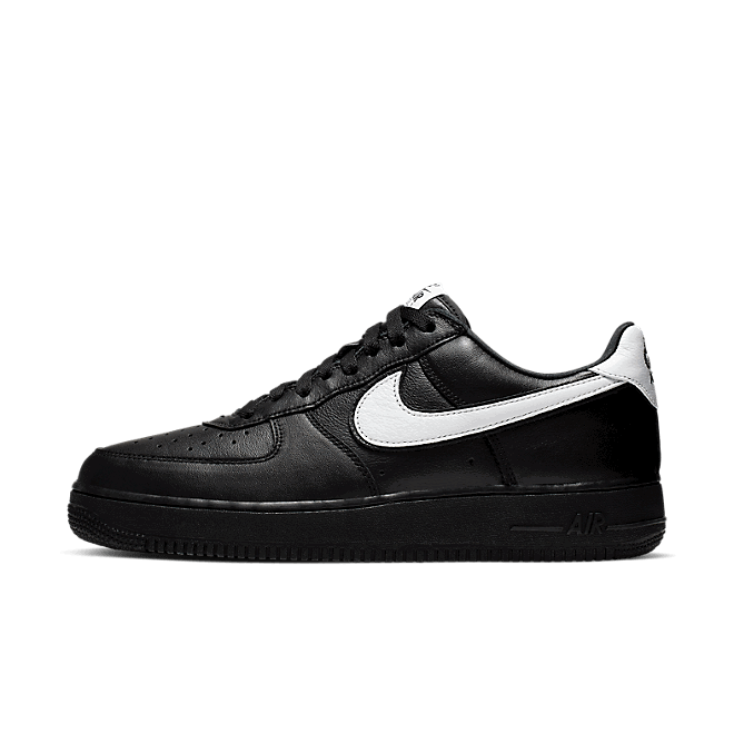 Tennarit ja kengät Nike Air Force 1 Low Retro QS "Black White" Musta | CQ0492-001