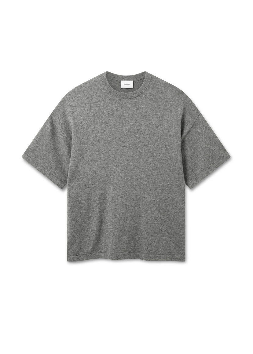 T-paita AXEL ARIGATO Distort Knitted T-Shirt Harmaa | A3427003
