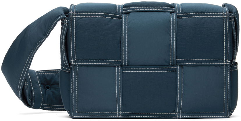 Olkalaukku Bottega Veneta Bottega Veneta Small Padded Tech Cassette Bag Sininen | 795675 V4GT1 3493
