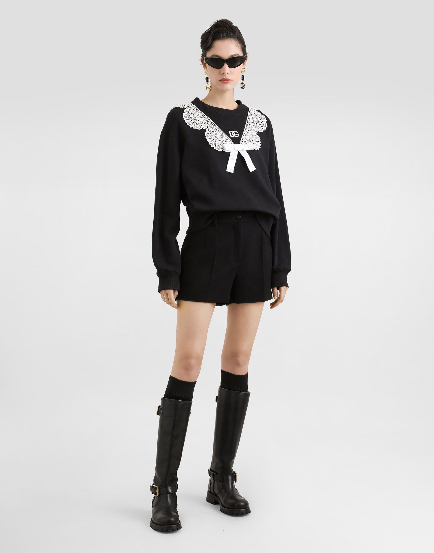 Huppari Dolce & Gabbana Sweatshirt With Macramé And Bow Musta | F9S43ZGDC6EN0000, 1