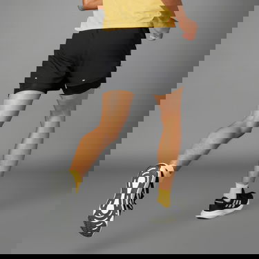 Shortsit adidas Performance Own the Run 3-Stripes 2-in-1 Shorts Musta | IQ3808, 3