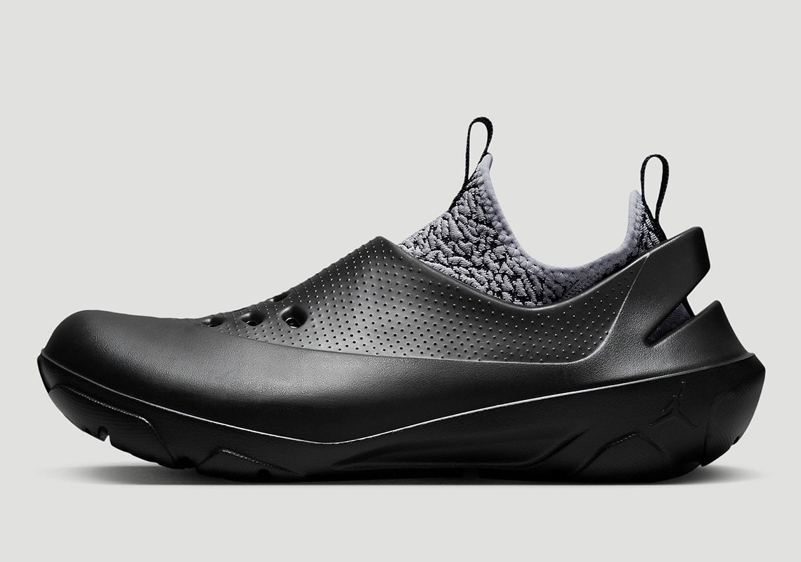 Tennarit ja kengät Jordan SYSTEM.23 Clog Musta | DN4890-001, 0