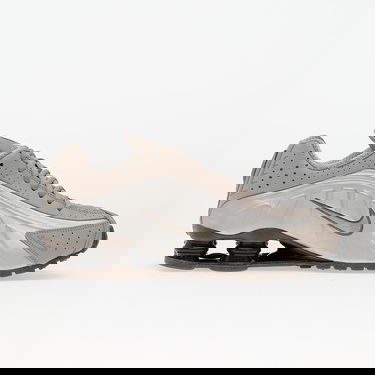 Tennarit ja kengät Nike Shox R4 Harmaa | HQ1988-200, 2