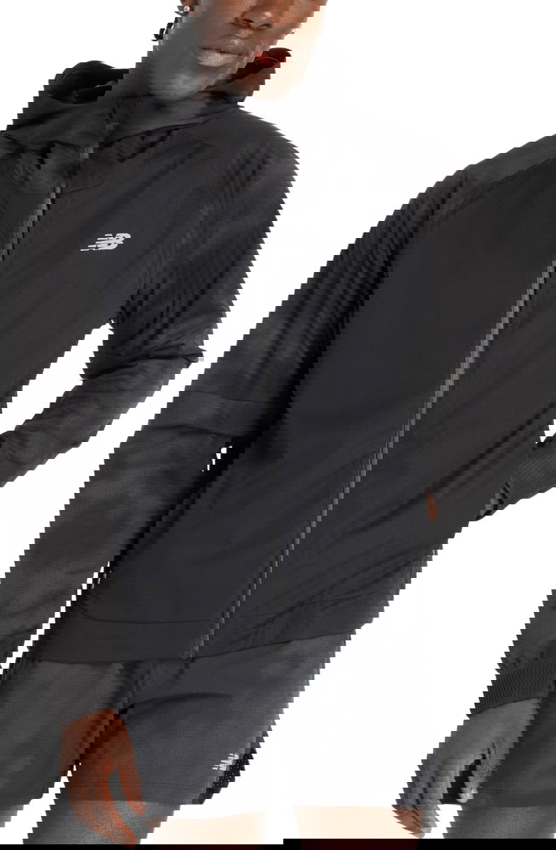 Tuulitakki New Balance Seasonal Premium Jacket Print Musta | mj43514-ack