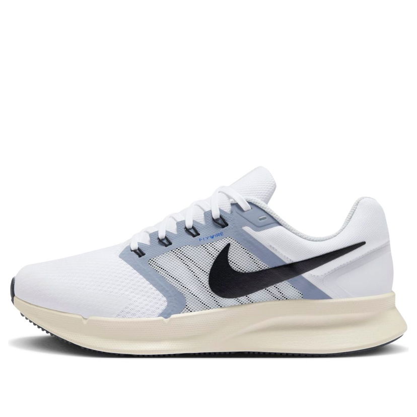 Tennarit ja kengät Nike Run Swift 3 Valkoinen | DR2695-105