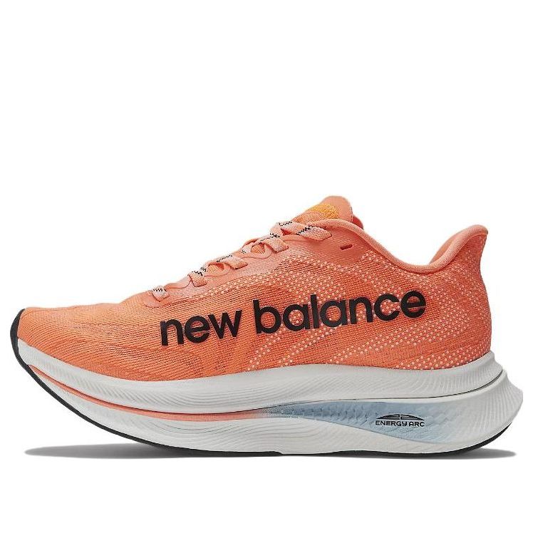 Tennarit ja kengät New Balance FuelCell SuperComp Trainer v2 Oranssi | WRCXBK3