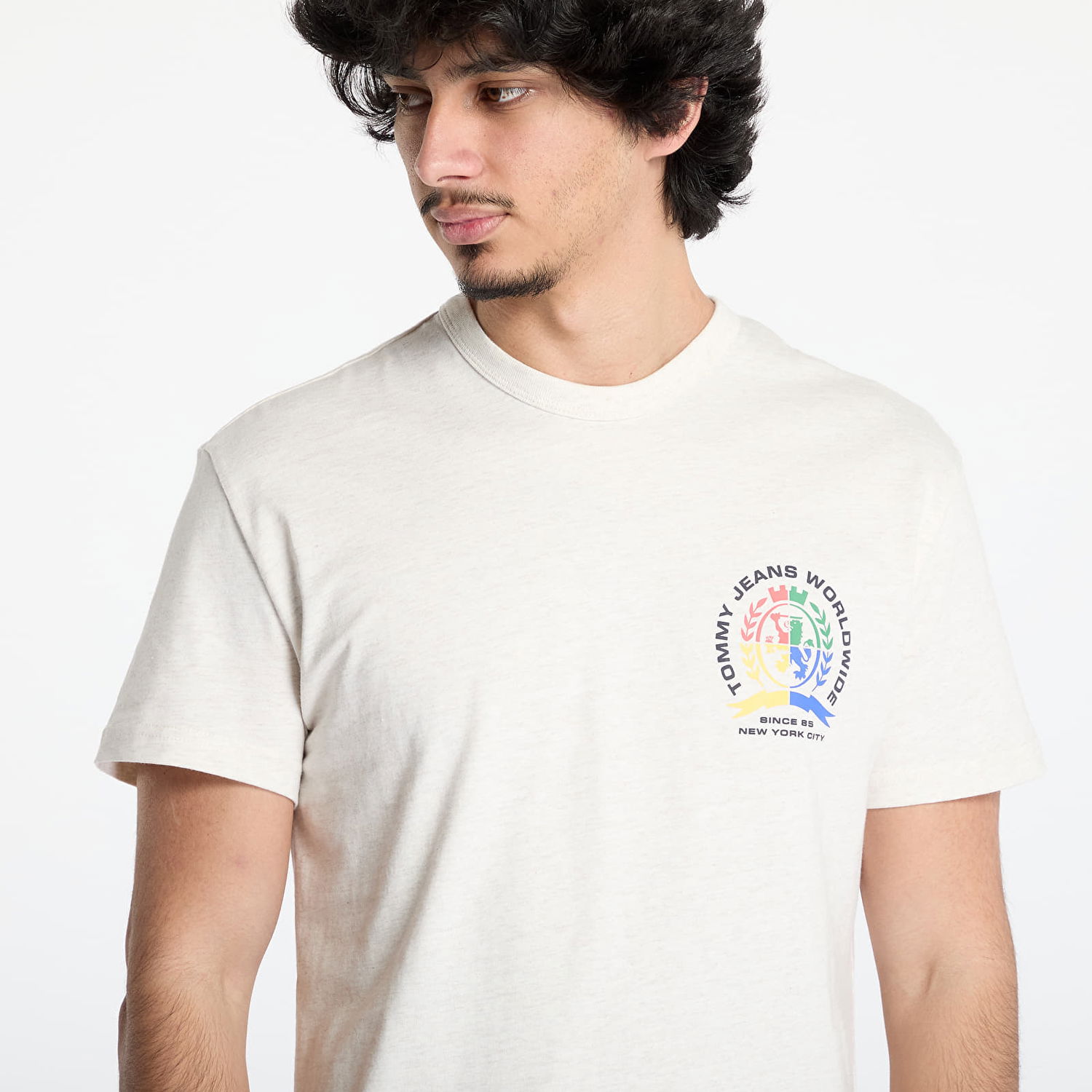 T-paita Tommy Hilfiger Tommy Jeans Regular Crest Tee Beige | DM0DM20813 AE3, 1