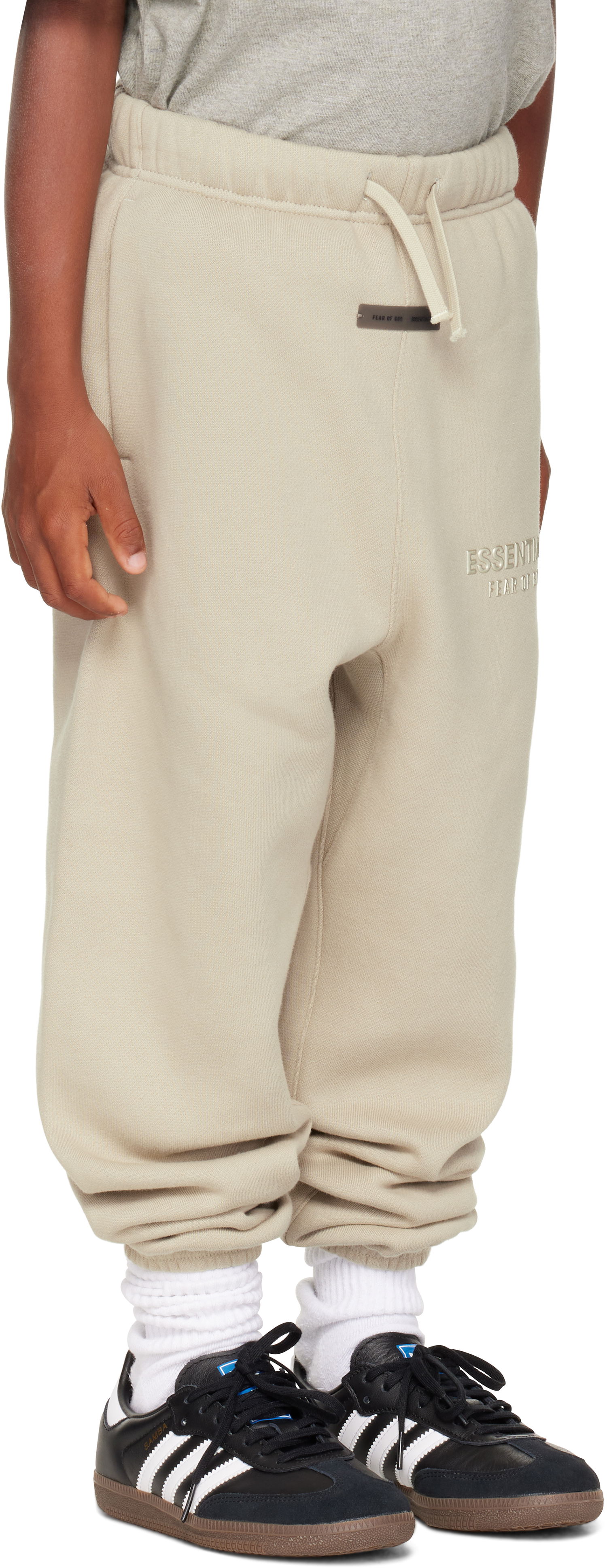 Verryttelyhousut Fear of God ESSENTIALS Classic Fit Sweatpants Beige | 785SP253216K, 1