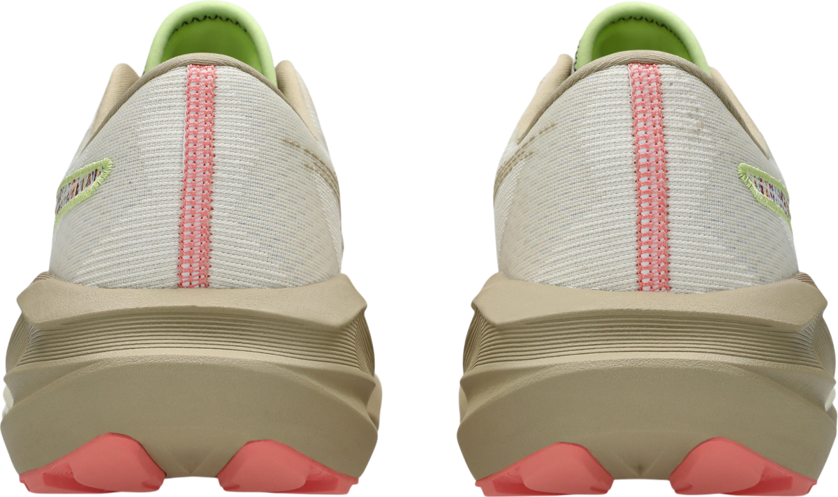 Tennarit ja kengät Asics NOVABLAST 5 TR Beige | 1012b809-700, 1