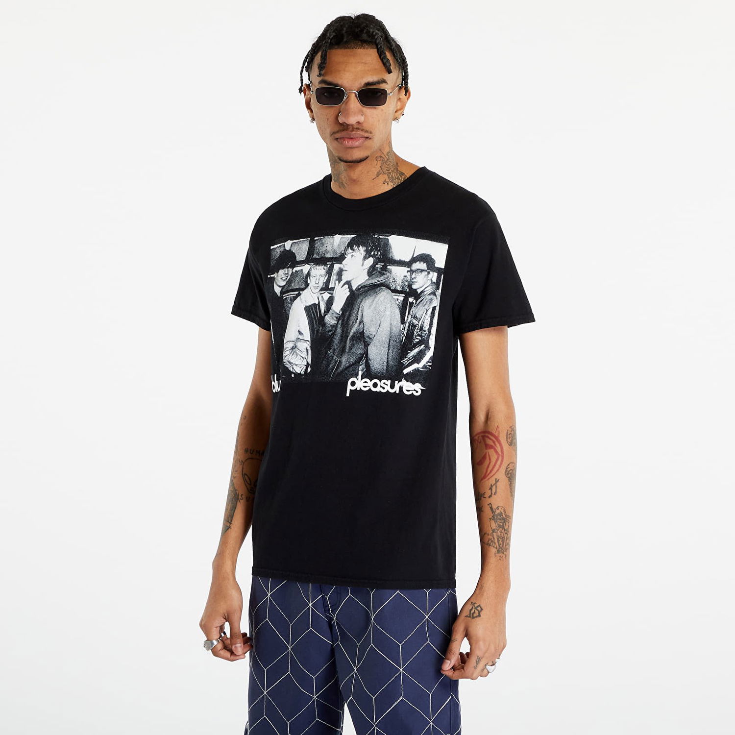 T-paita Pleasures Movin' On T-Shirt Musta | P23SP032 BLACK, 1