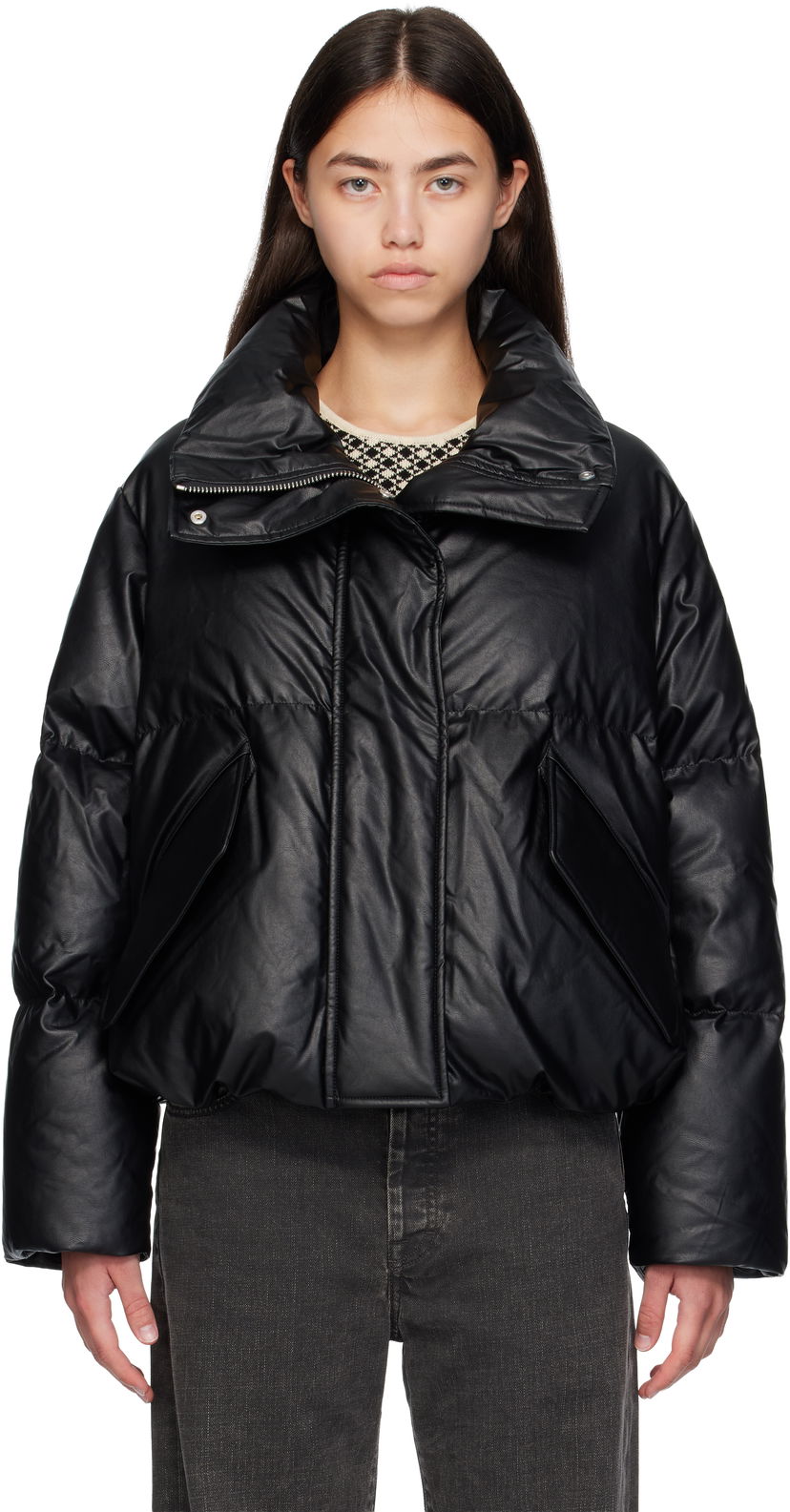 Puffer takki Maison Margiela MM6 Maison Margiela Faux-Leather Zip Down Jacket Musta | S52AM0338 S53057
