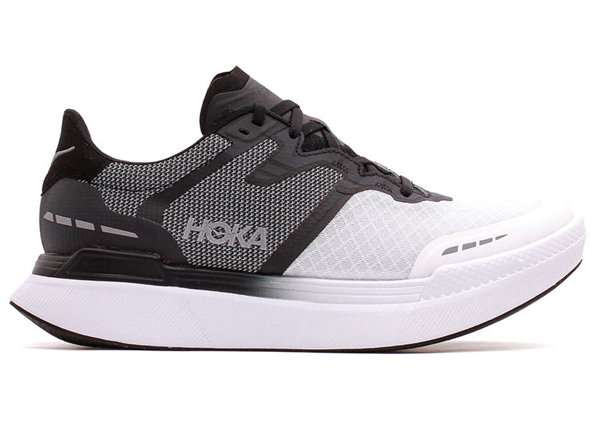 Juoksu Hoka One One Transport X Black White Musta | 1152450-BWHT