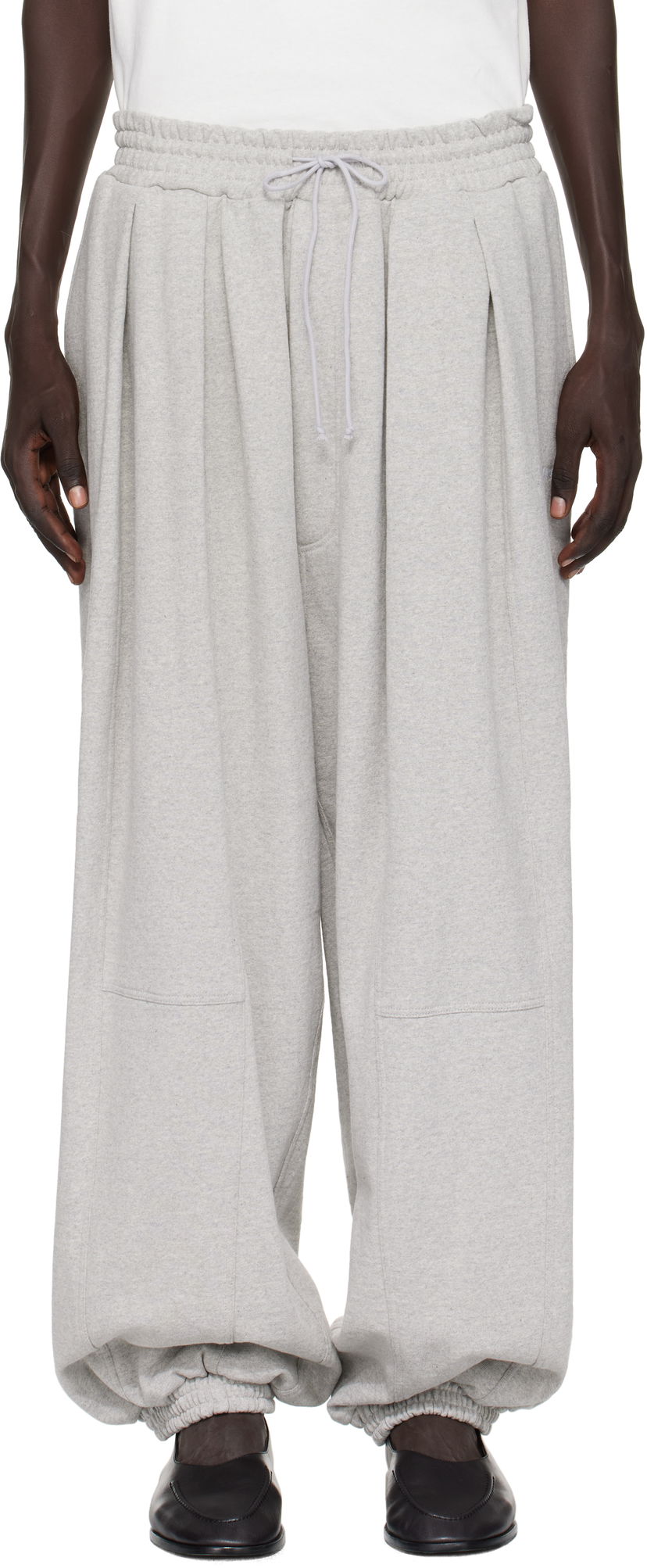 Verryttelyhousut HED MAYNER Hed Mayner Embroidered Sweatpants Harmaa | HMMB72025R-HB211