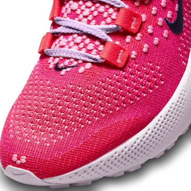 Tennarit ja kengät Nike Escape Run Flyknit W Vaaleanpunainen | DC4269-600, 4
