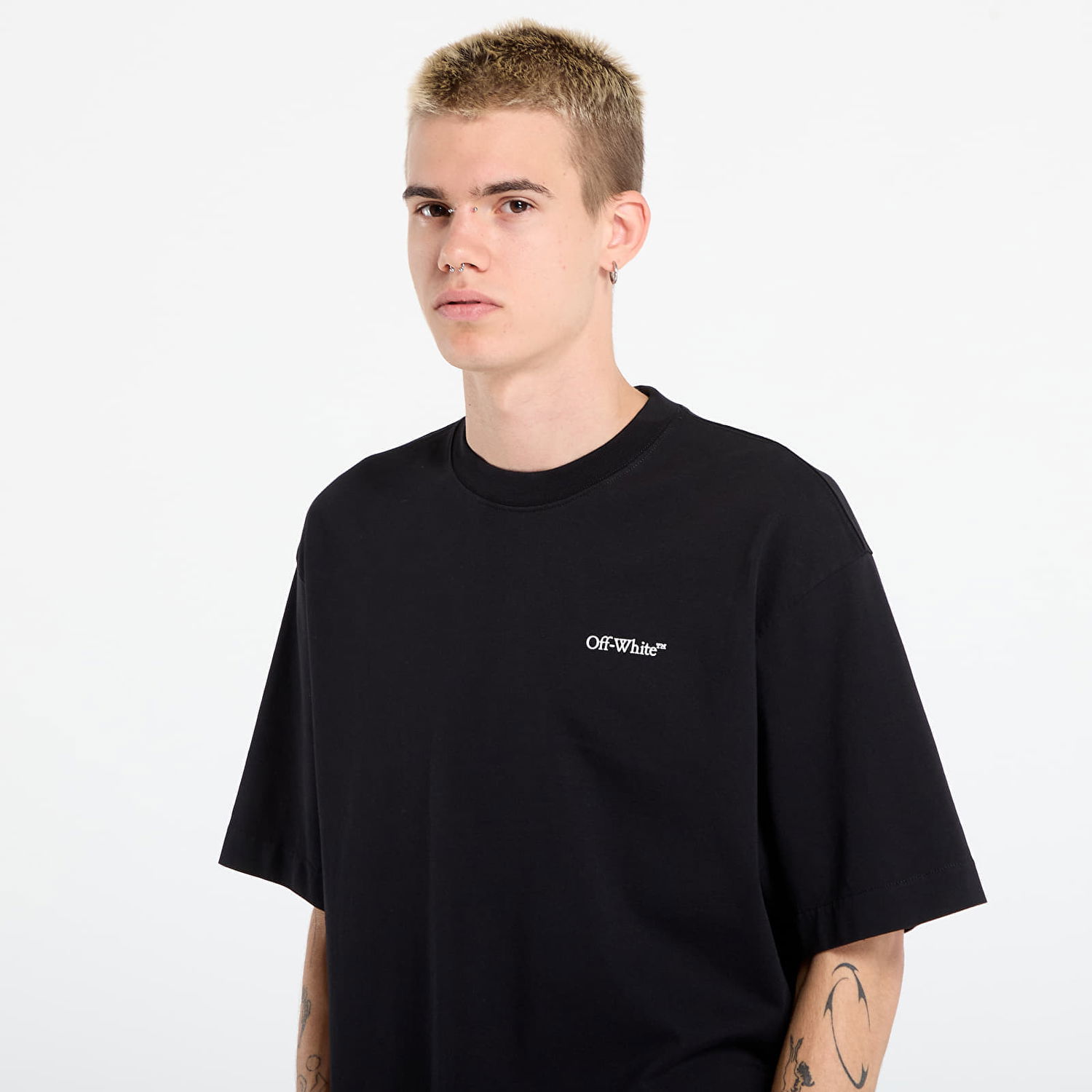 T-paita Off-White Off-White Half Arrow Skate S/S T-Shirt Musta | OMAA120F25JER0131001, 1