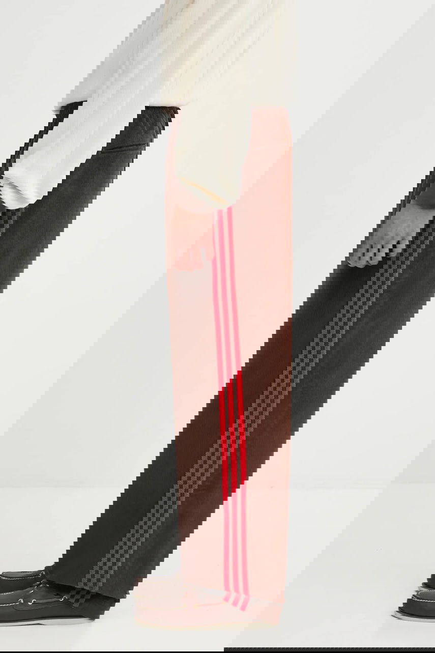 Verryttelyhousut adidas Originals Originals Cord Wide-Leg Pants with Red Side Stripes Ruskea | JX3108, 0