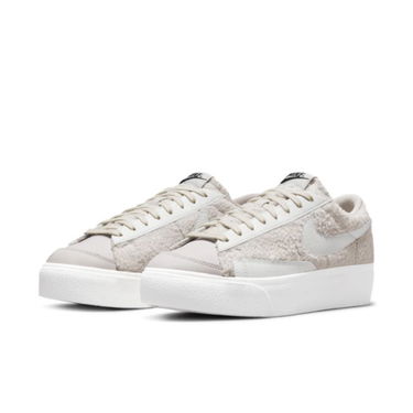 Tennarit ja kengät Nike Blazer Low Platform W Harmaa | DO6715-001, 1