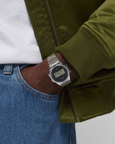Katsella CASIO Vintage A171 Metallinen | A171WE-1AEF, 2