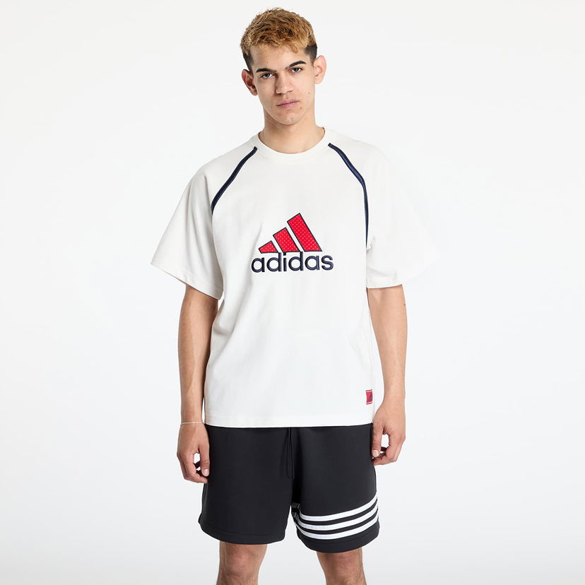 T-paita adidas Performance Badge Tee Valkoinen | IM7840