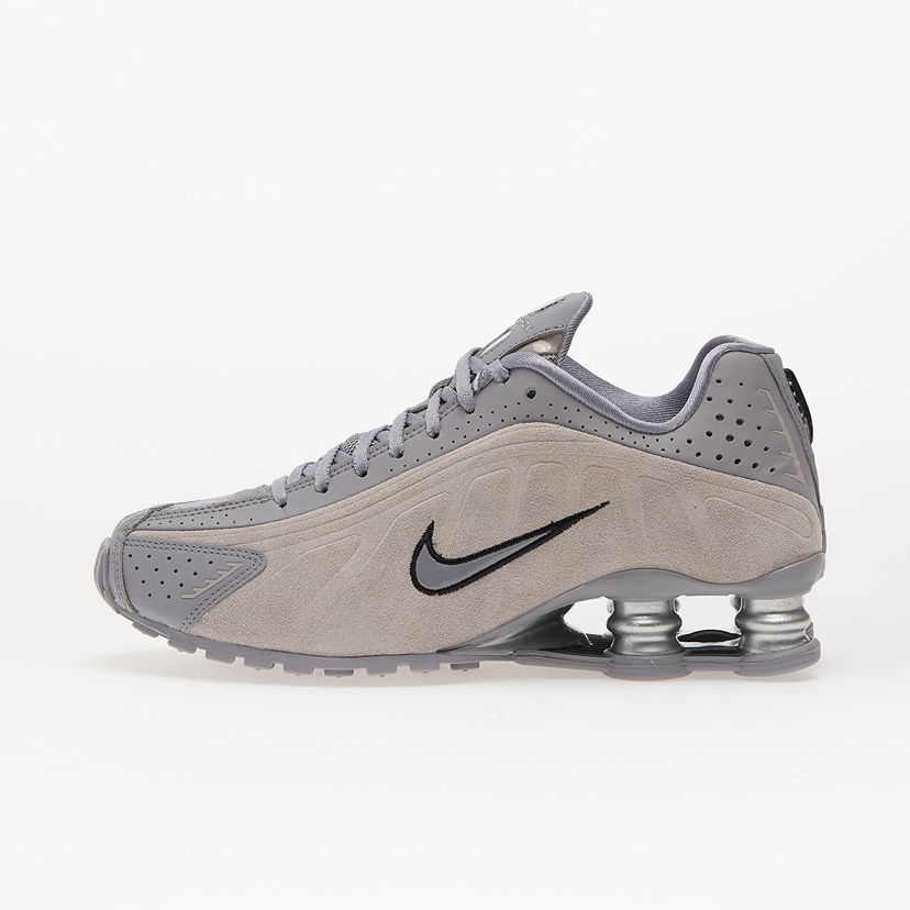 Tennarit ja kengät Nike Shox R4 Harmaa | HQ7739-001