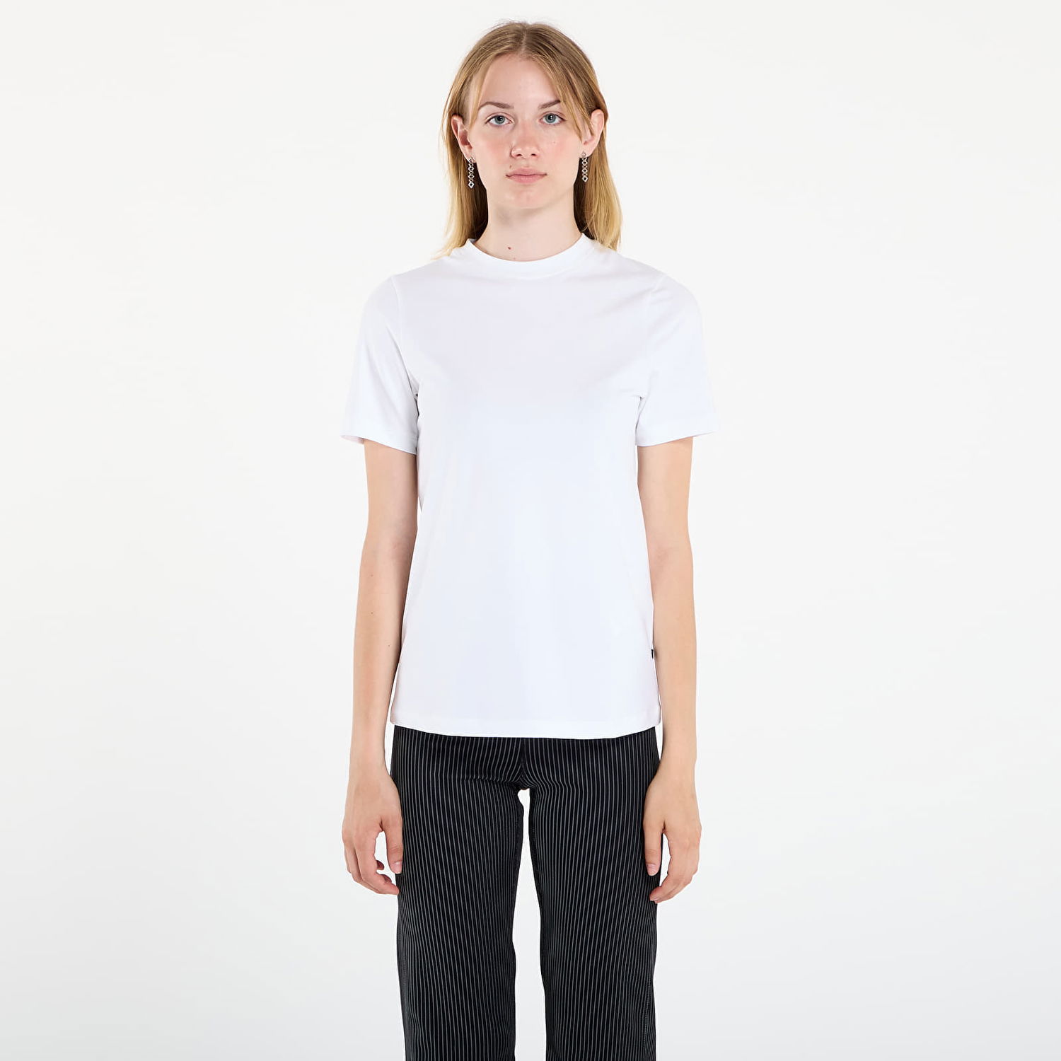 T-paita On Running On Focus Tee Valkoinen | 1WF10390069 W, 0
