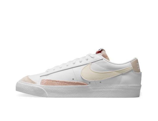 Tennarit ja kengät Nike Blazer Low '77 W Valkoinen | dc4769-108