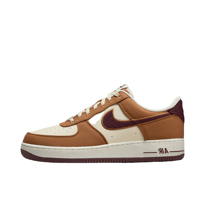 Tennarit ja kengät Nike Air Force 1 Low '07 LV8 Notebook Doodle Pack Light British Tan Ruskea | FQ8713-200
