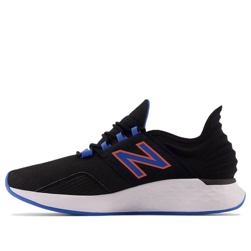 Tennarit ja kengät New Balance Fresh Foam Roav Musta | MROAVBS