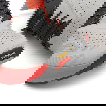 Tennarit ja kengät Altra Running Olympus 6 Harmaa | AL0A85NJ-264, 3