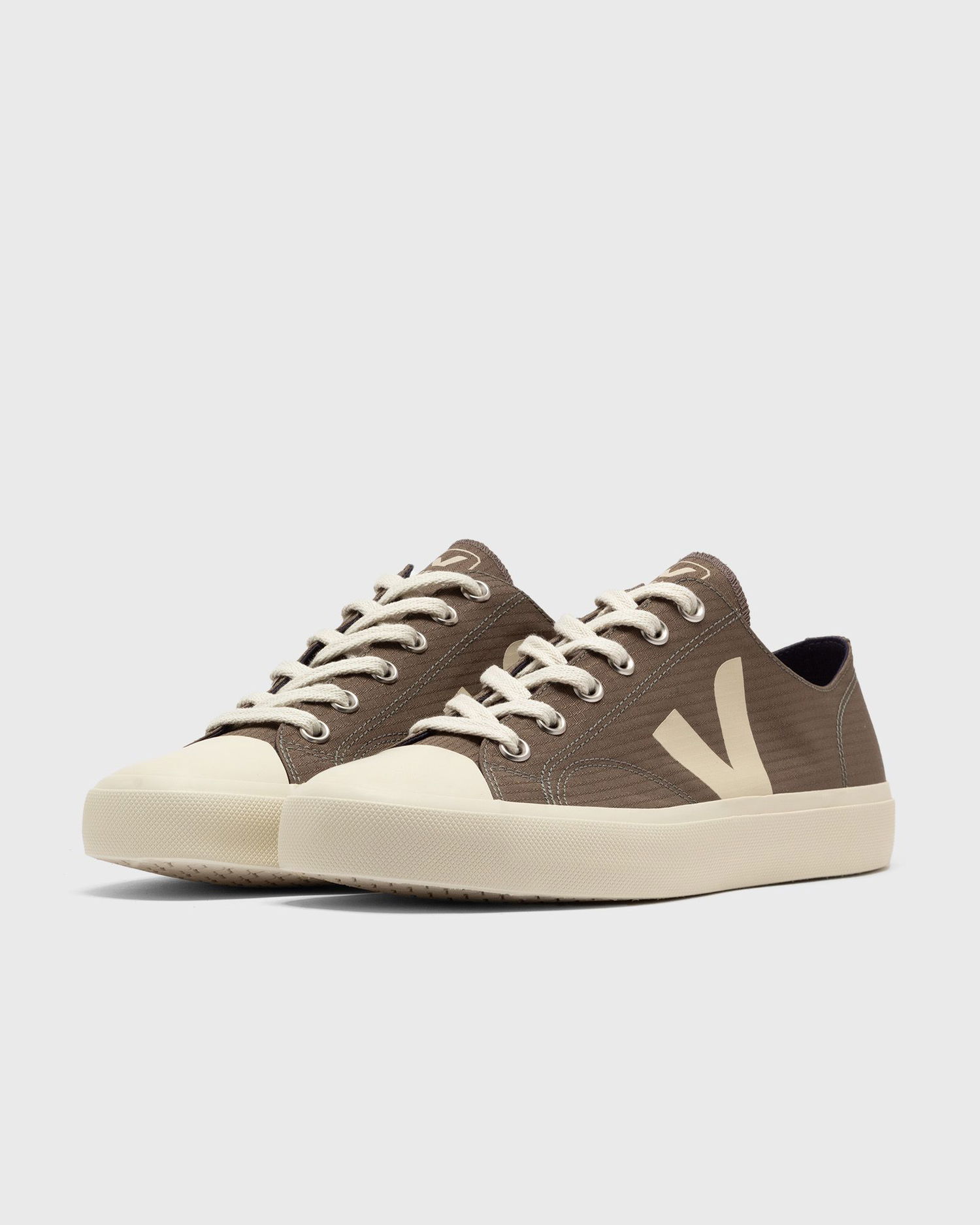 Tennarit ja kengät Veja Wata Ii Low Harmaa | PL1903350, 1