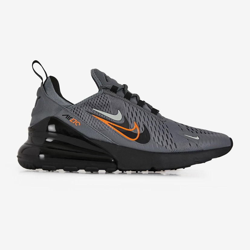 Tennarit ja kengät Nike Air Max 270 Harmaa | FN7811-001