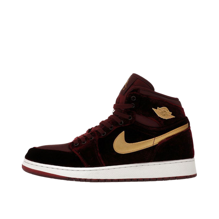 Tennarit ja kengät Jordan Jordan 1 Retro Heiress Burgundia | 832596-640