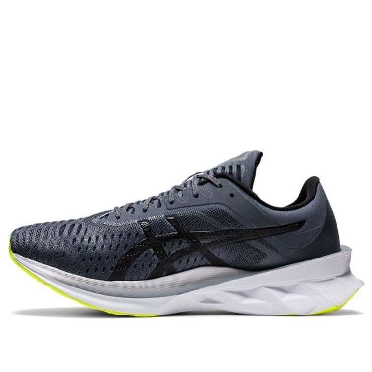 Tennarit ja kengät Asics Novablast 'Sheet Rock' Harmaa | 1011A681-020