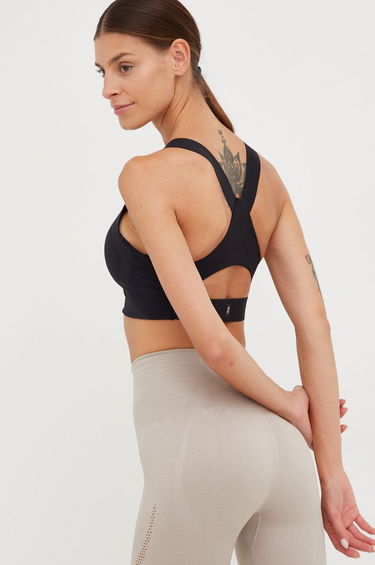 Rintaliivit On Running Performance Bra Musta | 25800728, 1