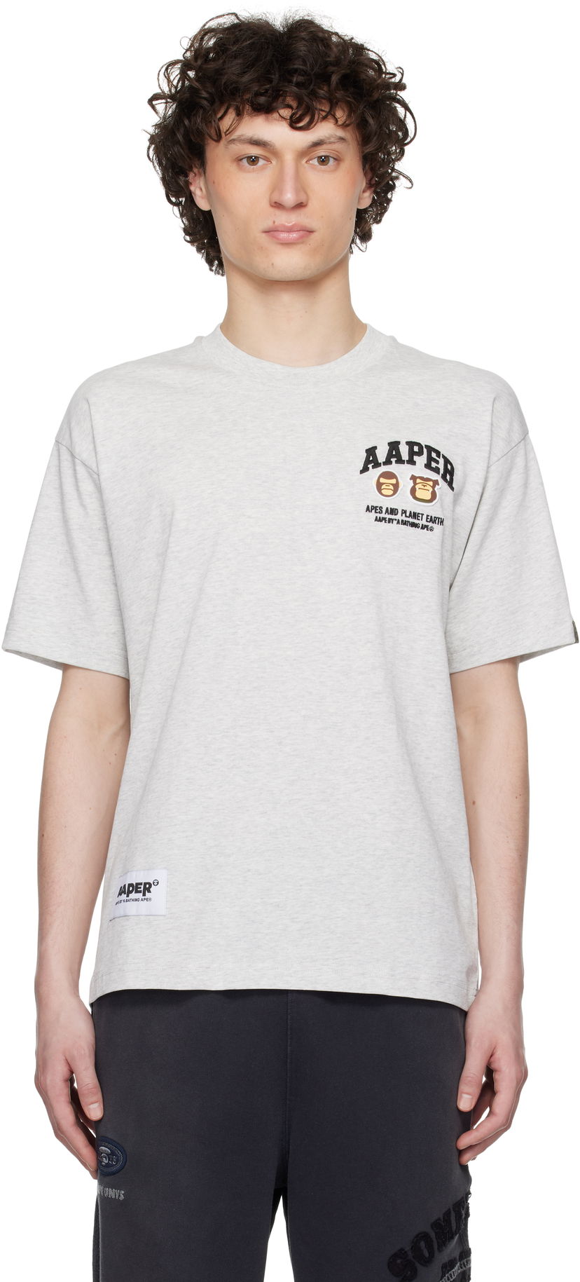 T-paita AAPE by A Bathing Ape AAPE by A Bathing Ape 'AAPER' Logo Short Sleeve T-Shirt Harmaa | AAPTEM1611XANWH2