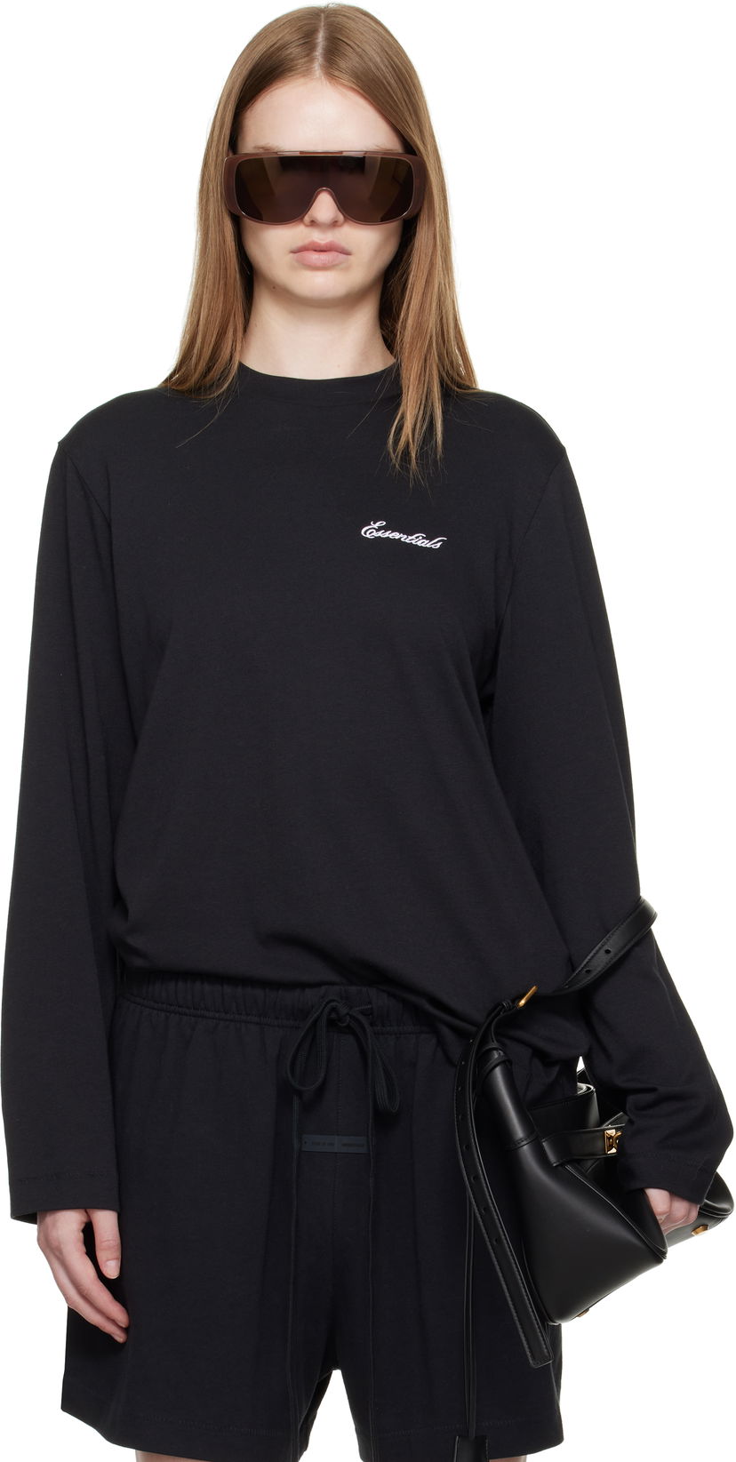 T-paita Fear of God ESSENTIALS Classic Fit Long Sleeve T-Shirt Musta | 125SP255880FW