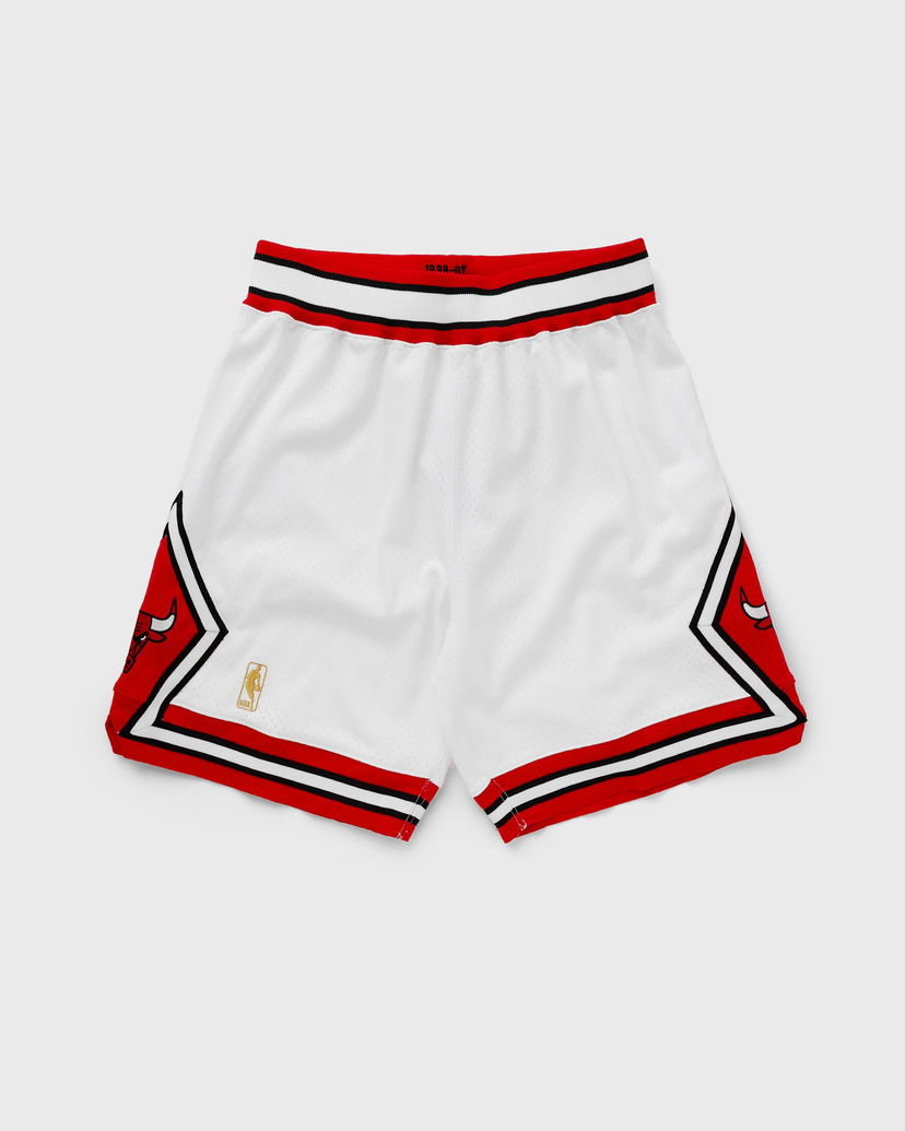 Shortsit Mitchell & Ness NBA Authentic Shorts Chicago Bulls 1996-97 Valkoinen | ASHRCP19040-CBUWHIT96