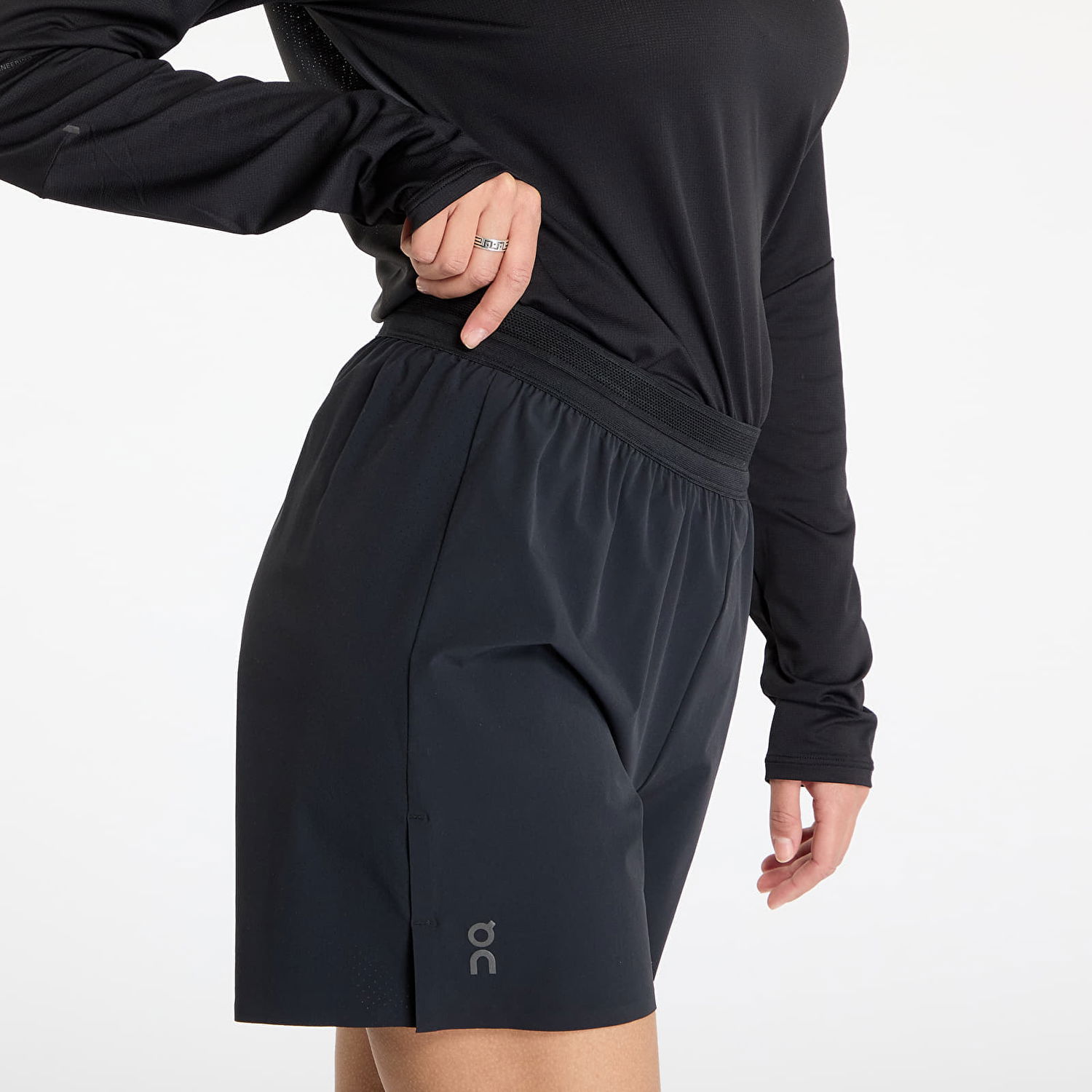 Shortsit On Running 5" Performance Shorts Musta | 1WF10130553 W, 1