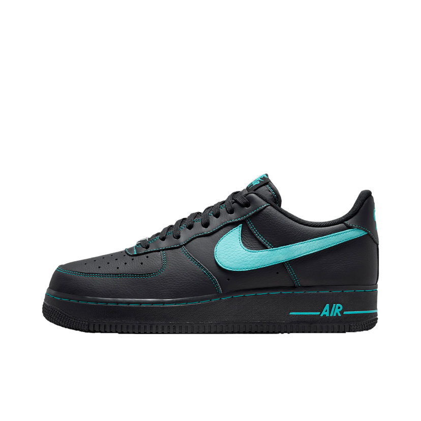 Tennarit ja kengät Nike Air Force 1 '07 Lv8 Musta | HQ2037-002