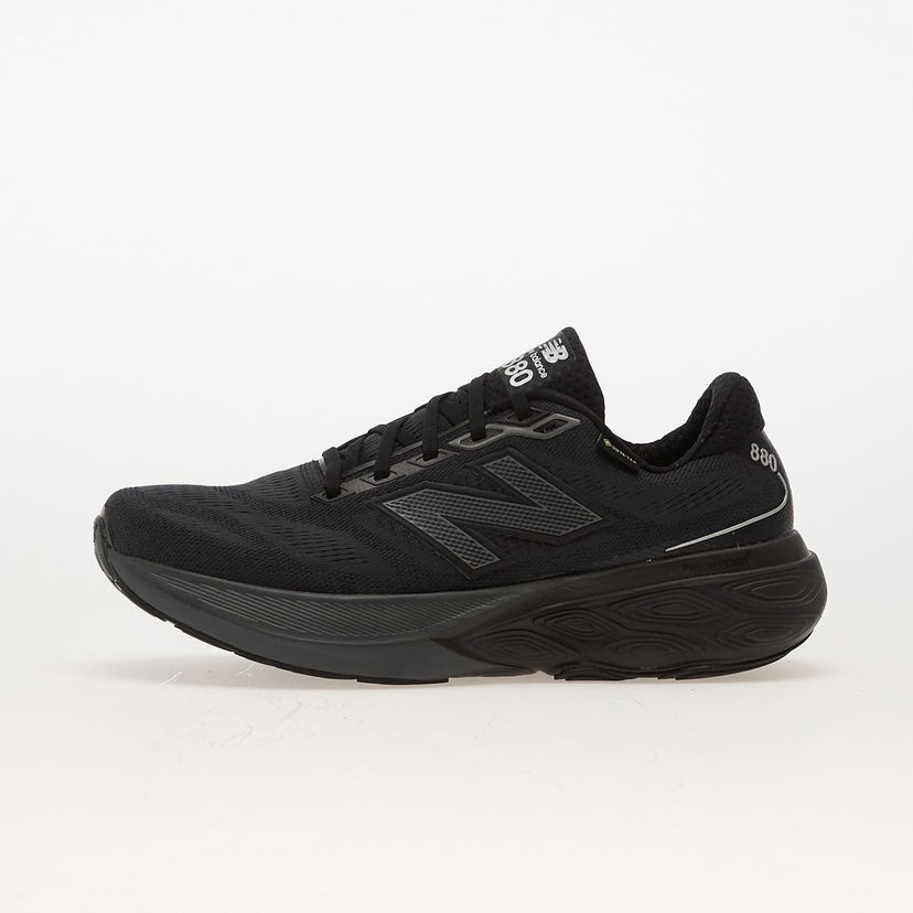 Tennarit ja kengät New Balance 880 Black Musta | M880GB15