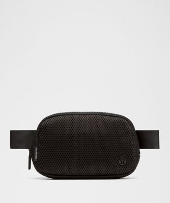 Vyötärölaukku lululemon Everywhere Knit Mesh Belt Bag 1L Musta | prod20002199, 5