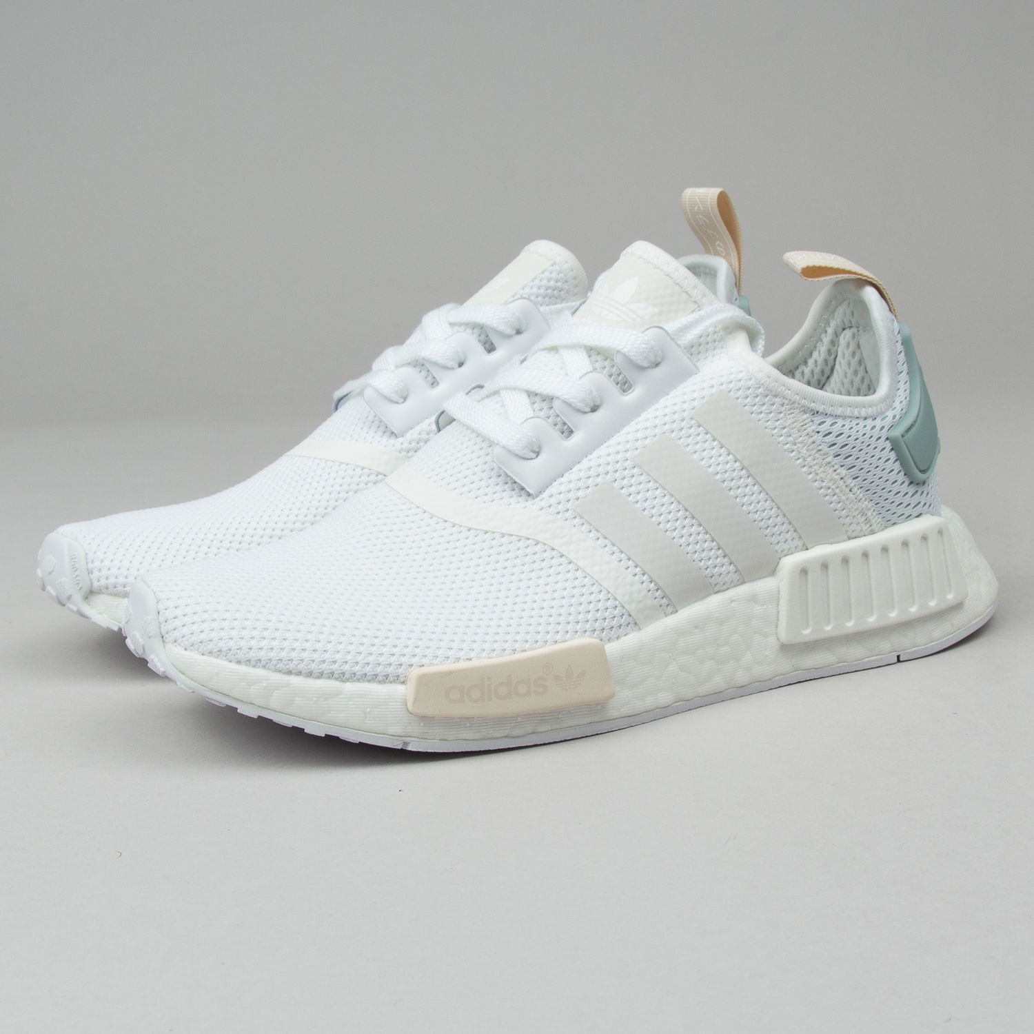 Tennarit ja kengät adidas Originals NMD_R1 W Valkoinen | BY3033, 1