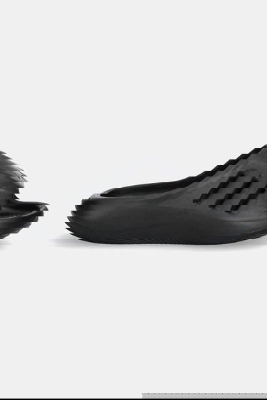 Tennarit ja kengät adidas Originals adiFOM IIInfinity Slide Musta | JI0397, 1